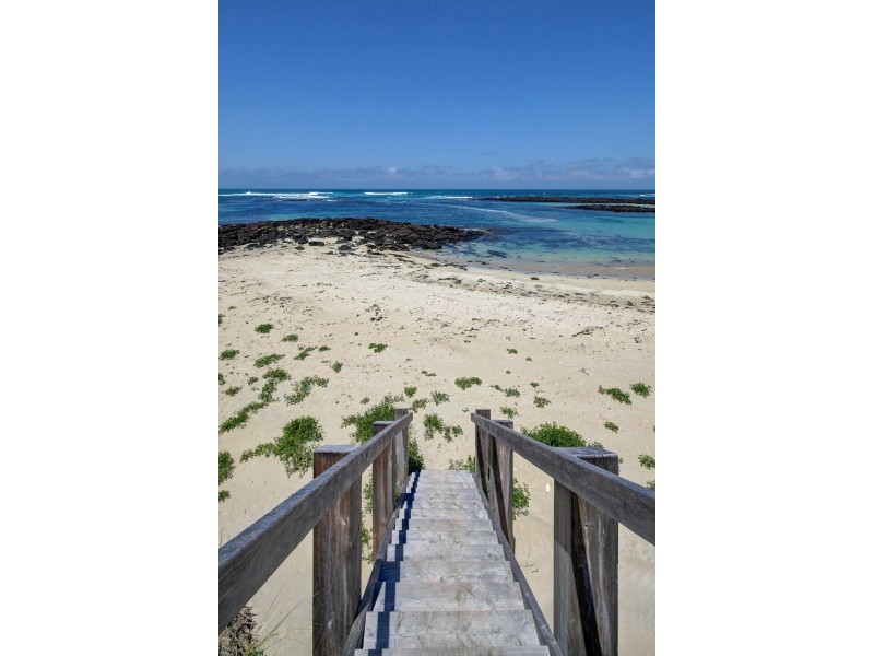 2575 Princes Hwy, Port Fairy VIC 3284