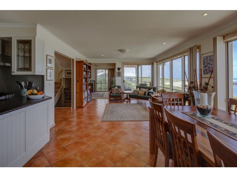 2575 Princes Hwy, Port Fairy VIC 3284