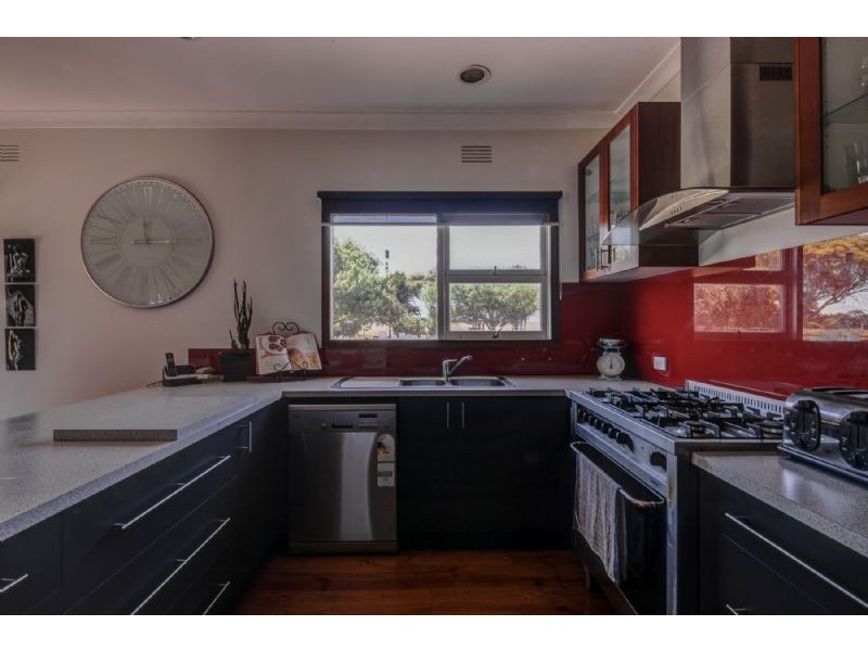 1631 Princes Hwy, Port Fairy VIC 3284