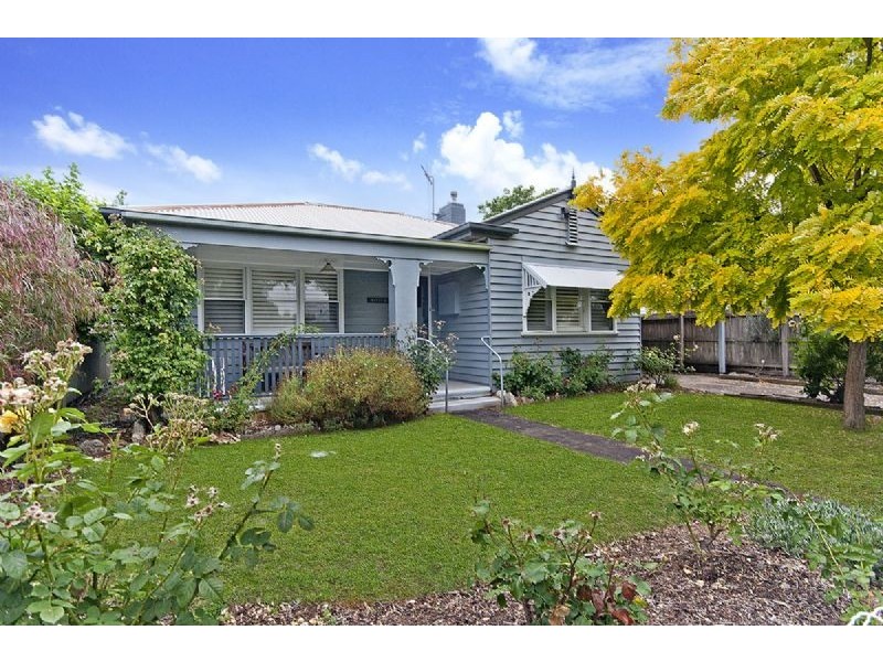 1 Cox Street, Port Fairy VIC 3284