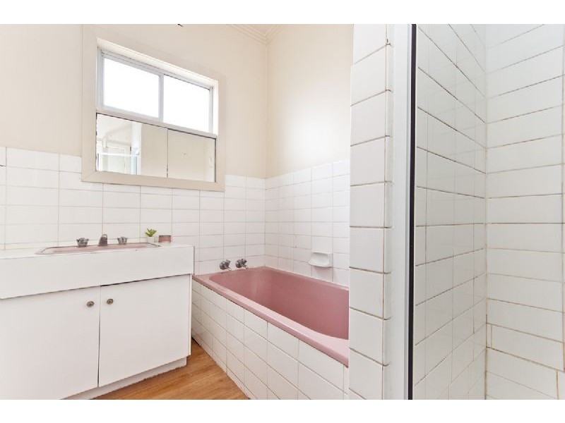 156 Princes Hwy, Port Fairy VIC 3284
