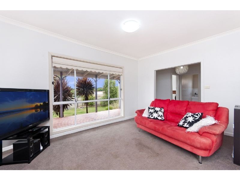 156 Princes Hwy, Port Fairy VIC 3284