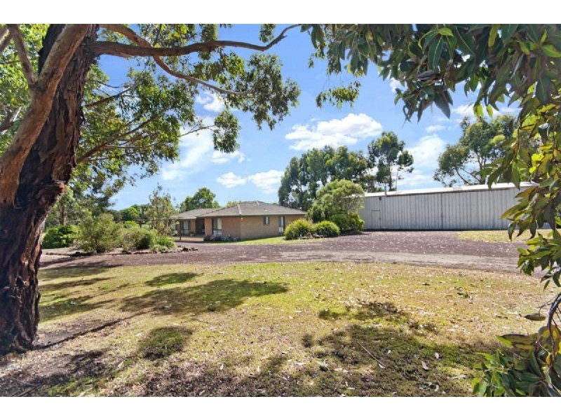 674 Penshurst Rd, Kirkstall VIC 3283