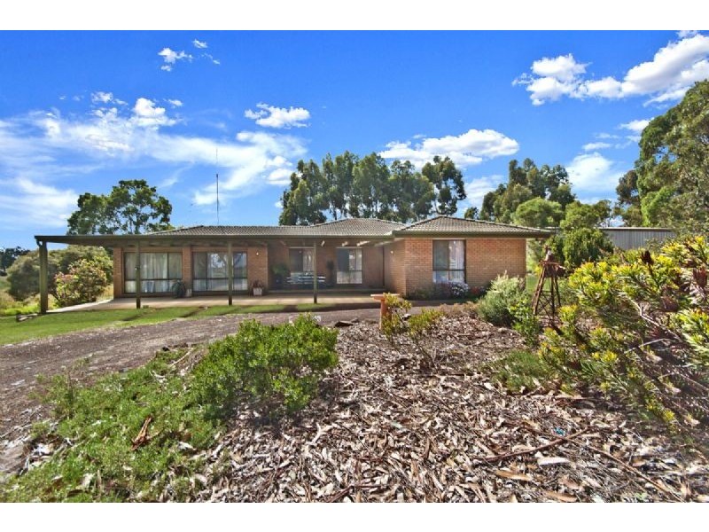 674 Penshurst Rd, Kirkstall VIC 3283