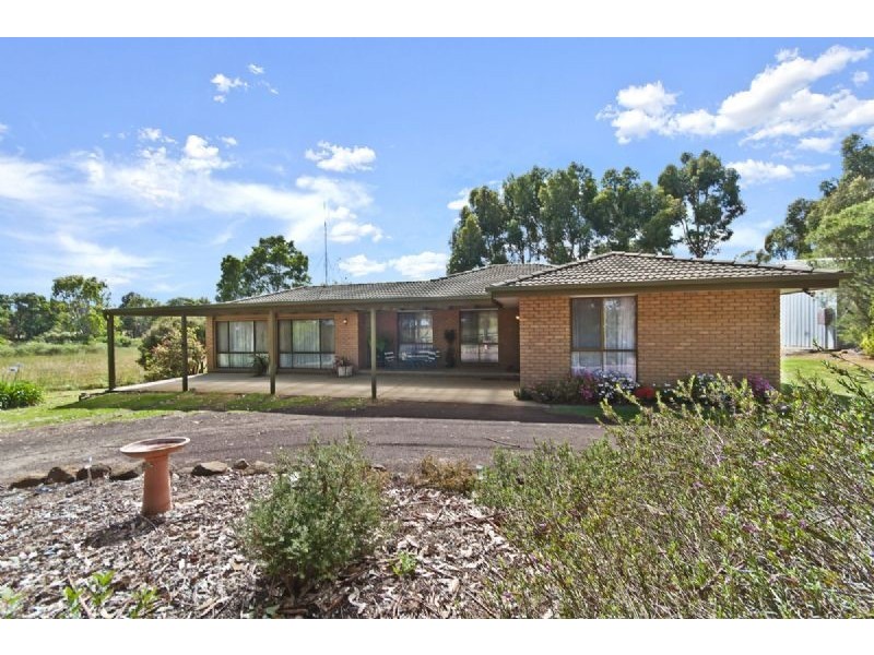 674 Penshurst Rd, Kirkstall VIC 3283