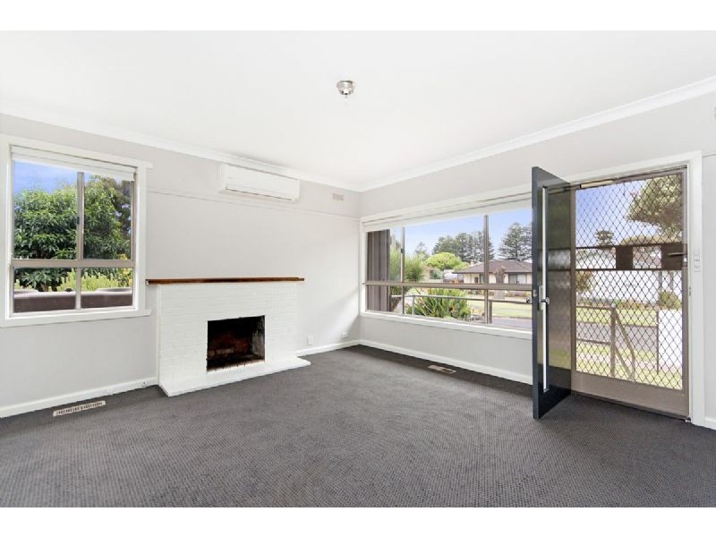 1 Baulch Cres, Port Fairy VIC 3284