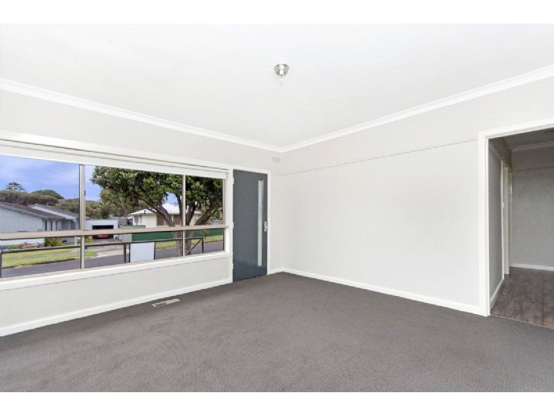 1 Baulch Cres, Port Fairy VIC 3284