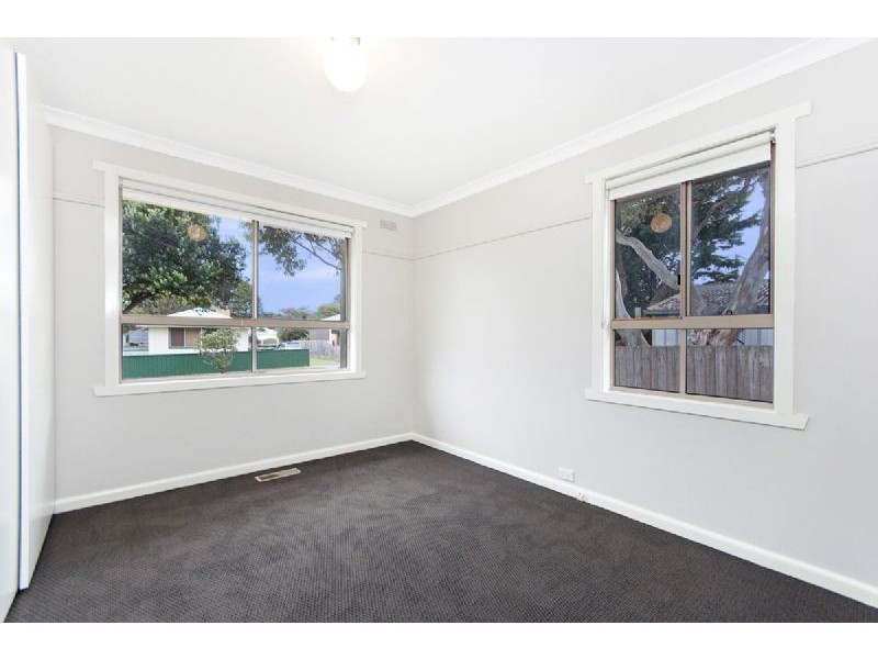 1 Baulch Cres, Port Fairy VIC 3284