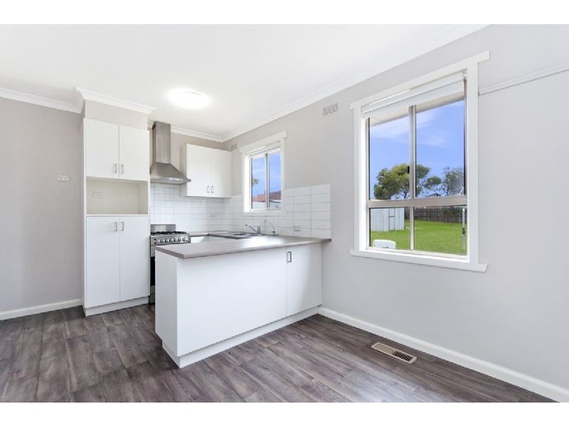 1 Baulch Cres, Port Fairy VIC 3284