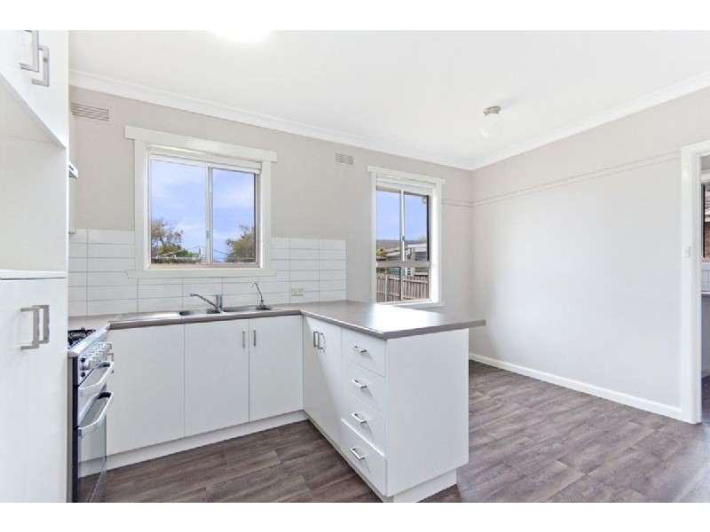 1 Baulch Cres, Port Fairy VIC 3284