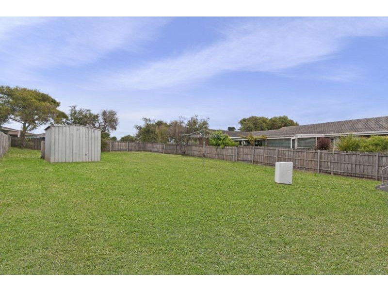 1 Baulch Cres, Port Fairy VIC 3284