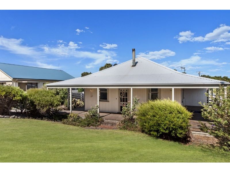 17 Philip Street, Port Fairy VIC 3284
