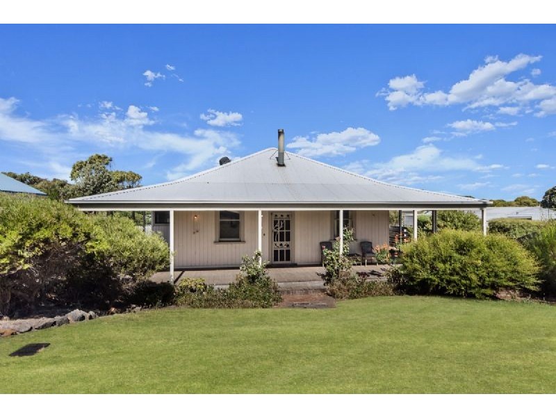17 Philip Street, Port Fairy VIC 3284