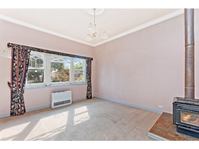 65 Princes Hwy, Port Fairy VIC 3284