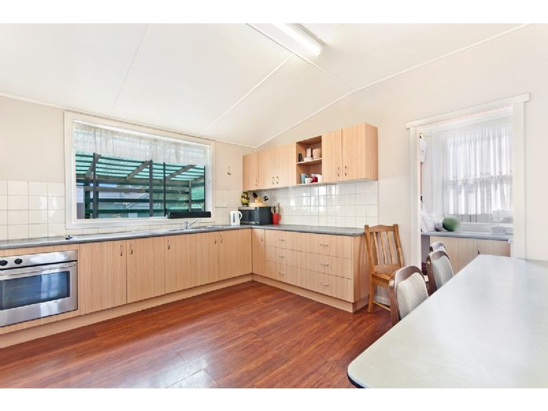 212 Commercial Road, Koroit VIC 3282