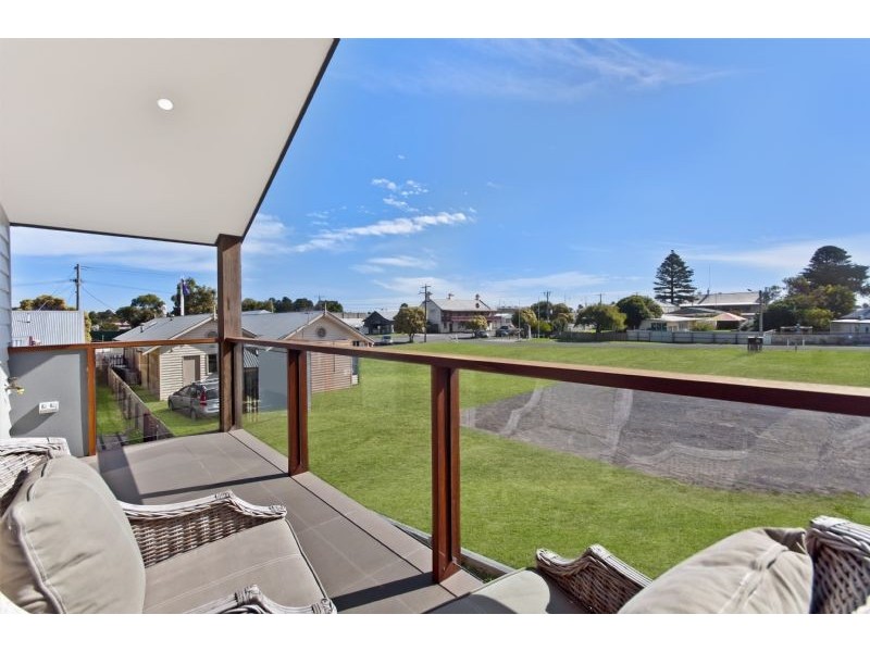 82A Gipps Street, Port Fairy VIC 3284