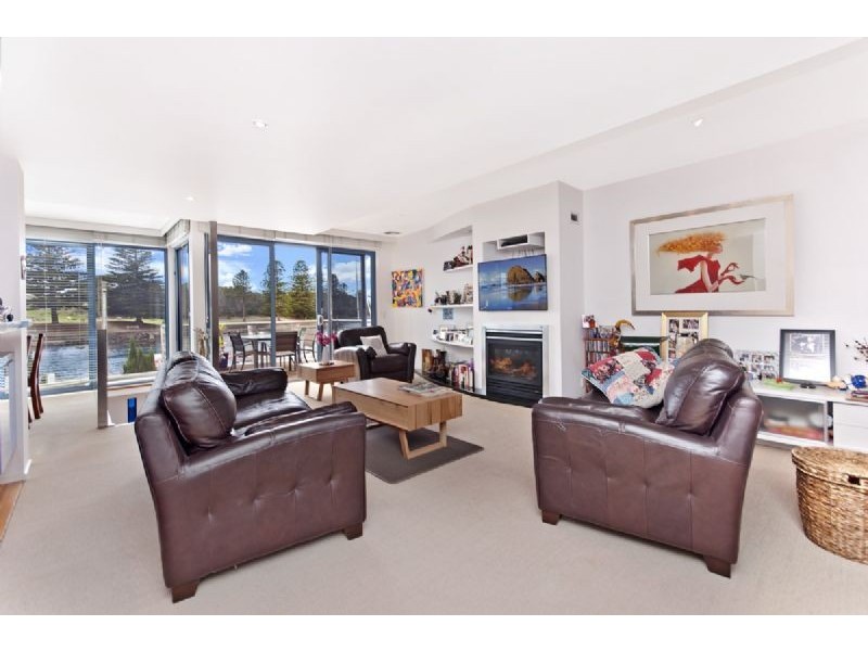 17 Gipps Street, Port Fairy VIC 3284