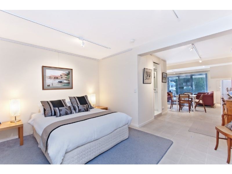 17 Gipps Street, Port Fairy VIC 3284