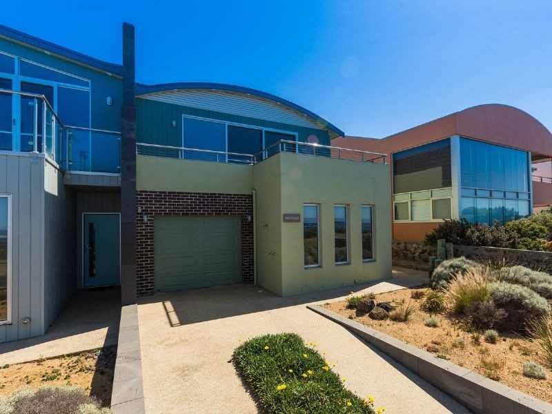 26 Ocean Drive, Port Fairy VIC 3284
