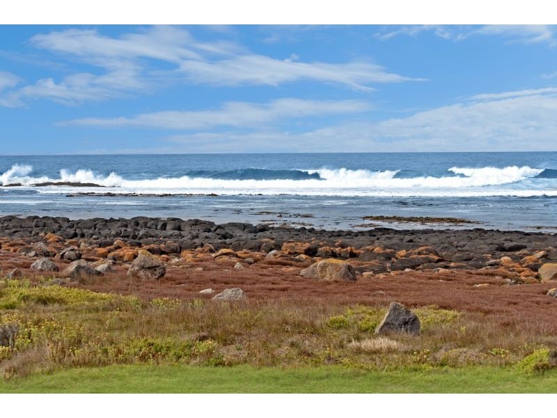 1/104 Ocean Drive, Port Fairy VIC 3284