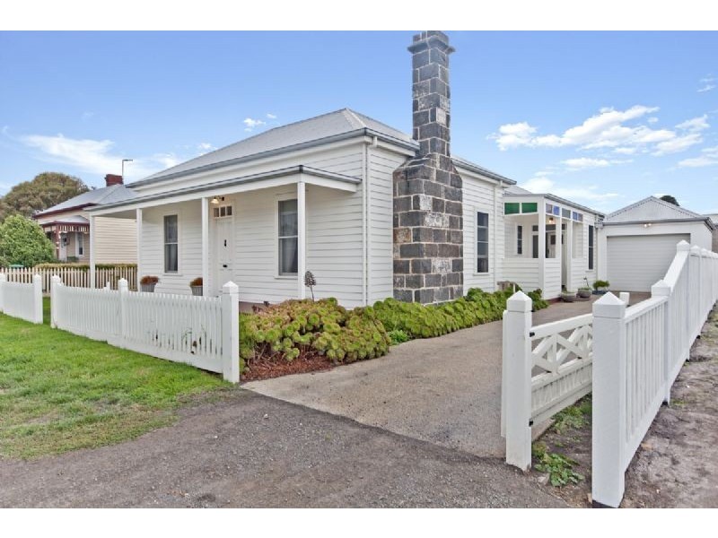 35A James Street, Port Fairy VIC 3284