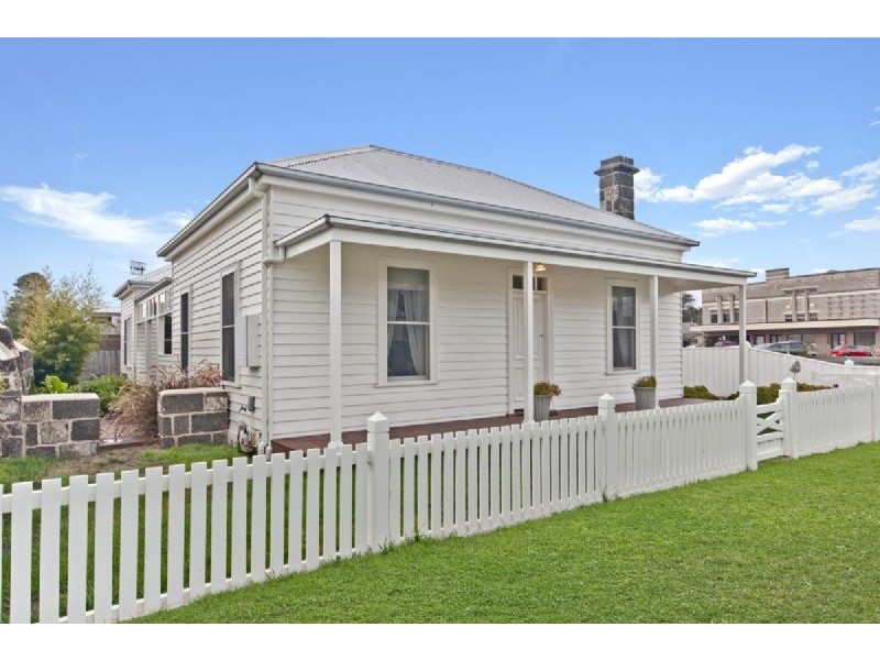 35A James Street, Port Fairy VIC 3284