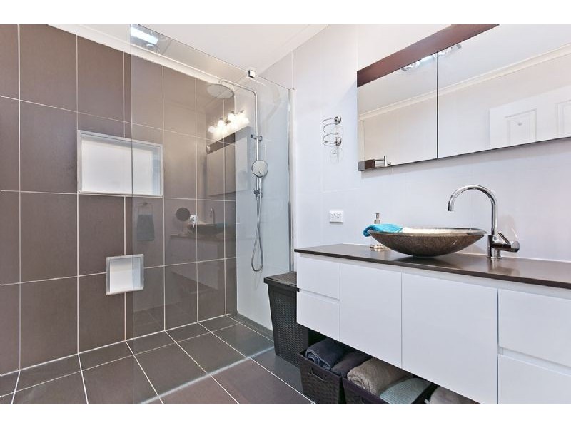 66 Princes Hwy, Port Fairy VIC 3284