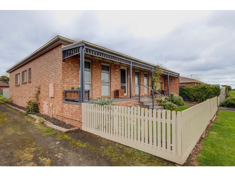 17 Osmonds Lane, Port Fairy VIC 3284