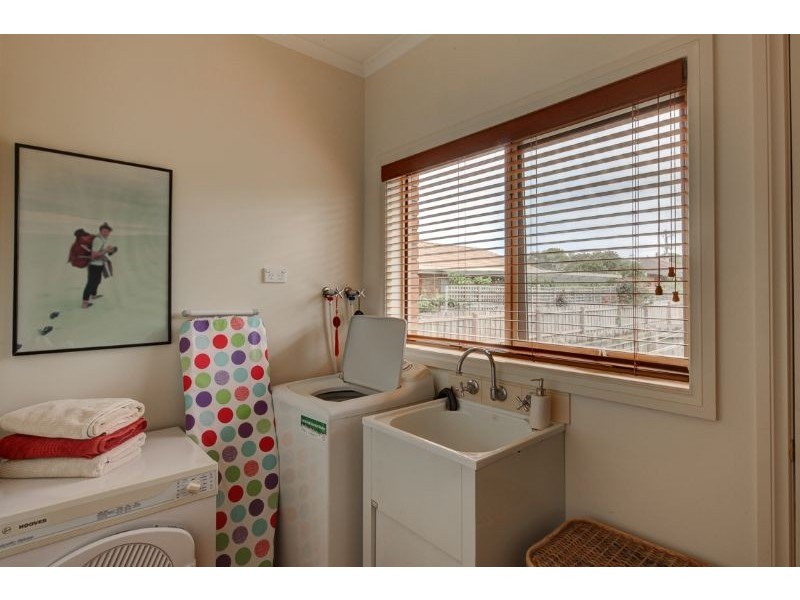 17 Osmonds Lane, Port Fairy VIC 3284