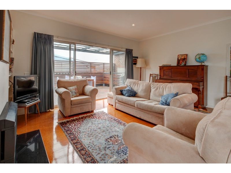 17 Osmonds Lane, Port Fairy VIC 3284
