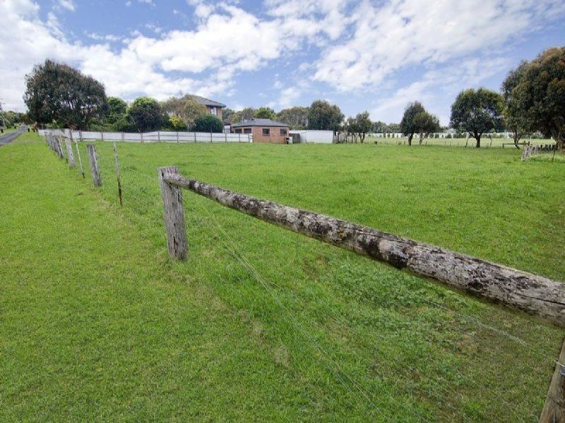 27 Stauntons Lane, Koroit VIC 3282