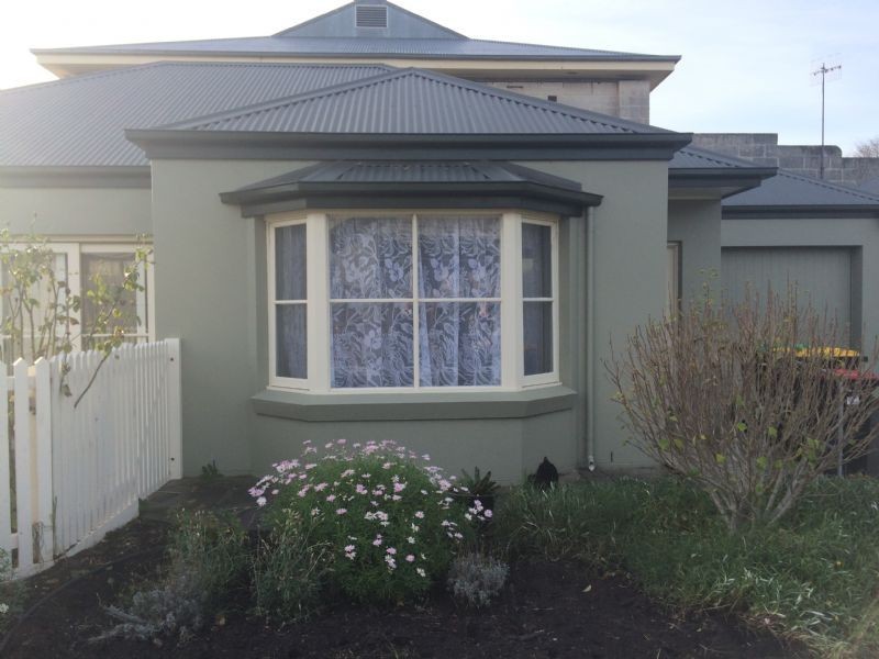 2/33 James Street, Port Fairy VIC 3284