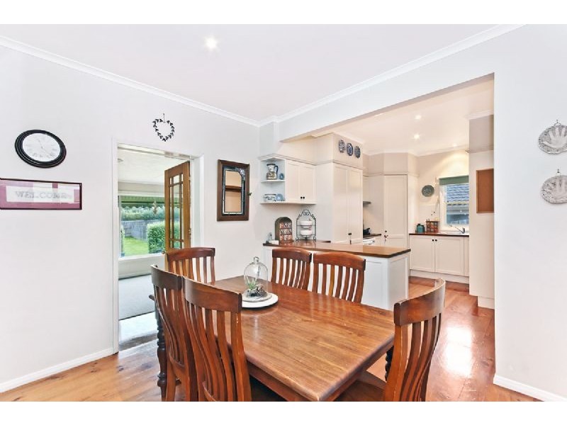 16 Albert Street, Port Fairy VIC 3284