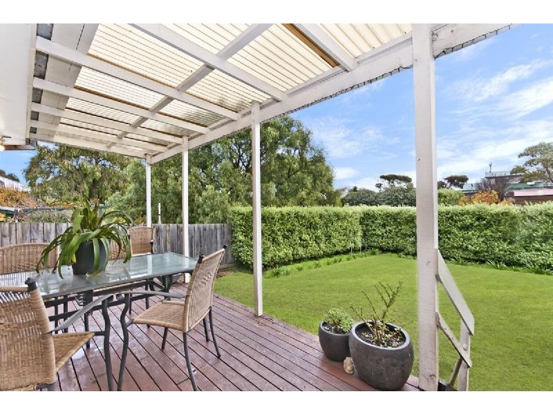 16 Albert Street, Port Fairy VIC 3284