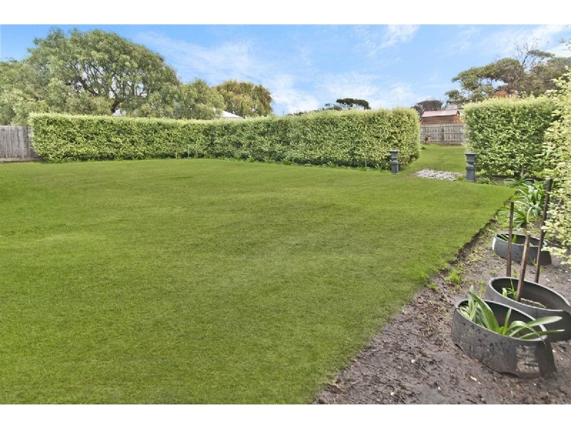 16 Albert Street, Port Fairy VIC 3284