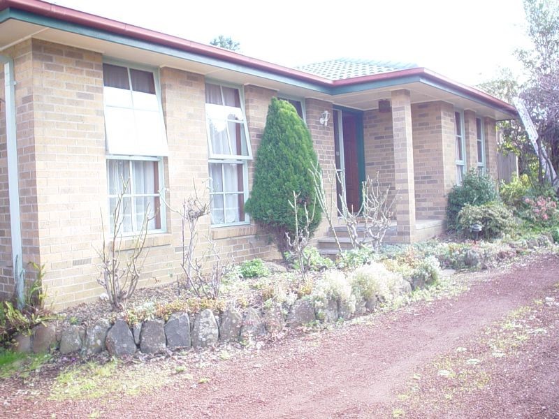 7 Huntingdon Drive, Wantirna South VIC 3152