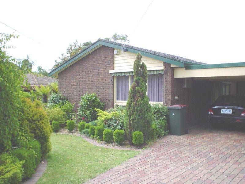 14 Lucania Close, Ringwood East VIC 3135