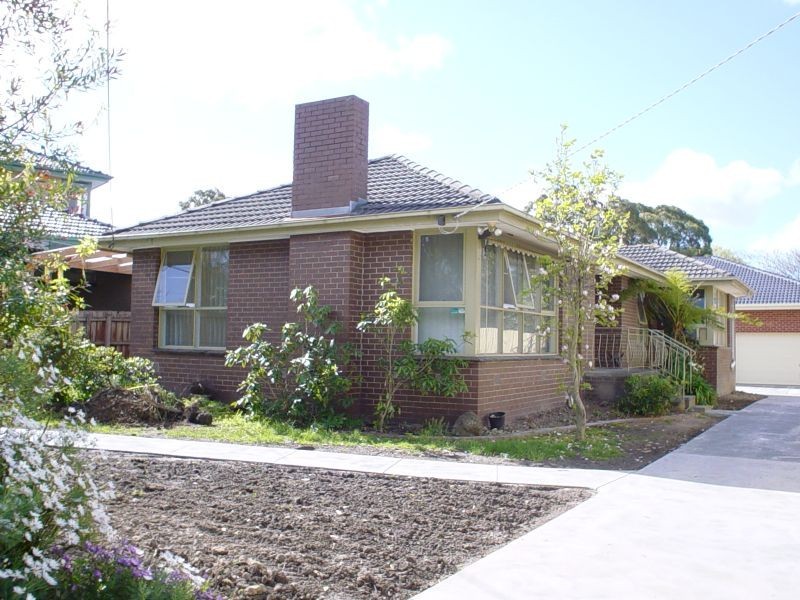 5 Kirrawee Avenue, Wantirna South VIC 3152