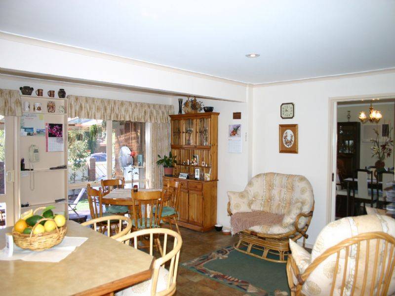 4 Melanie Close, Wantirna South VIC 3152