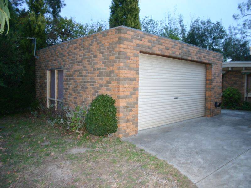 107 Harley Street North, Knoxfield VIC 3180