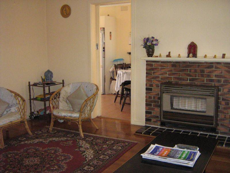 67 Bursaria Ave, Ferntree Gully VIC 3156