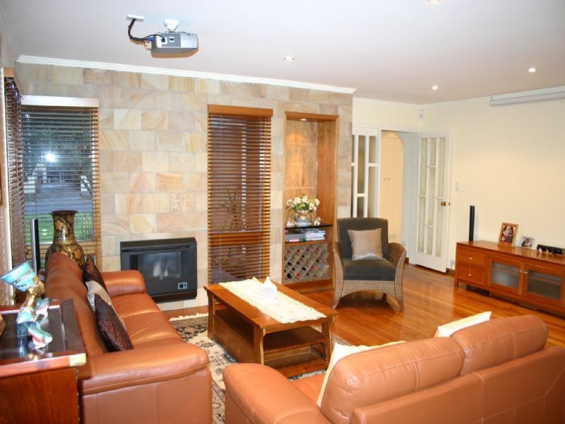 42  Norma Crescent, Knoxfield VIC 3180