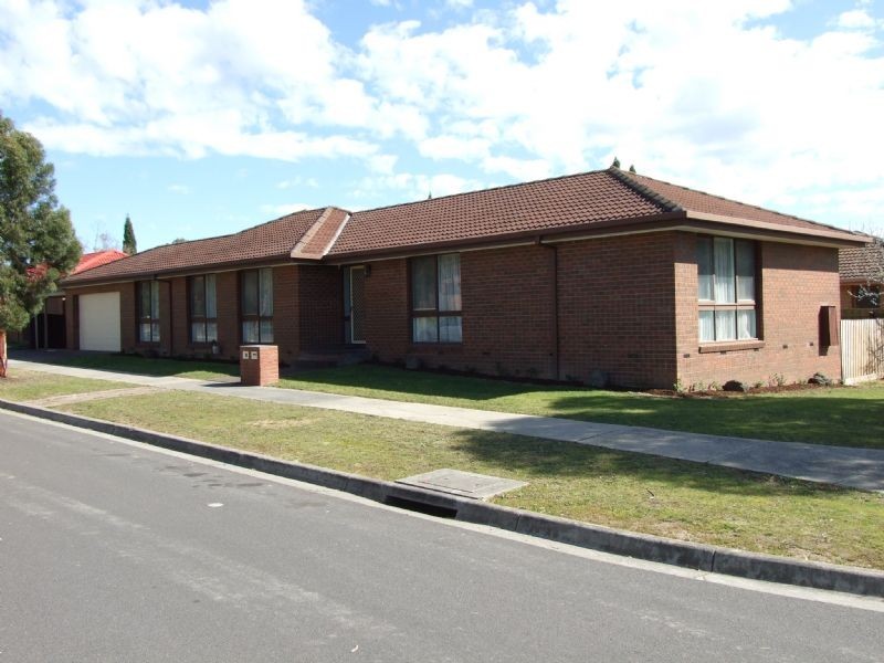 94 Mowbray Drive, Wantirna South VIC 3152