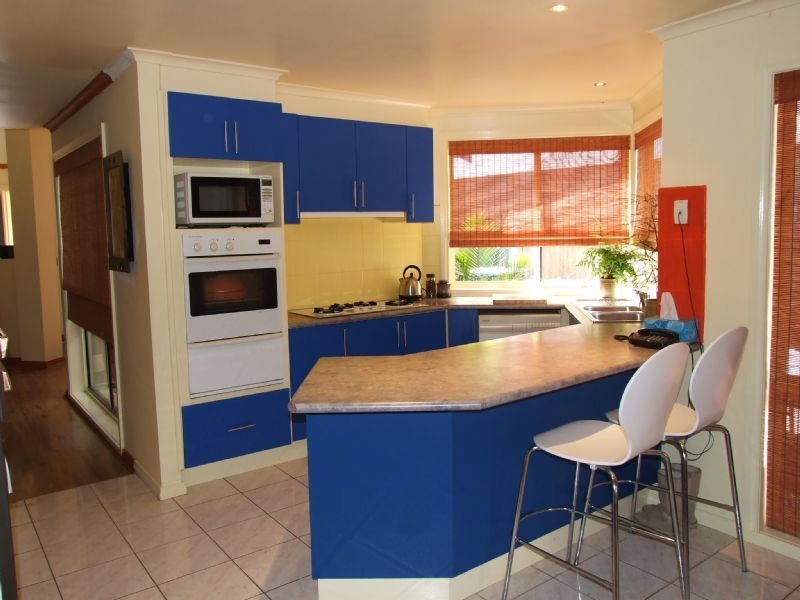 58 Mosman Close, Wantirna South VIC 3152