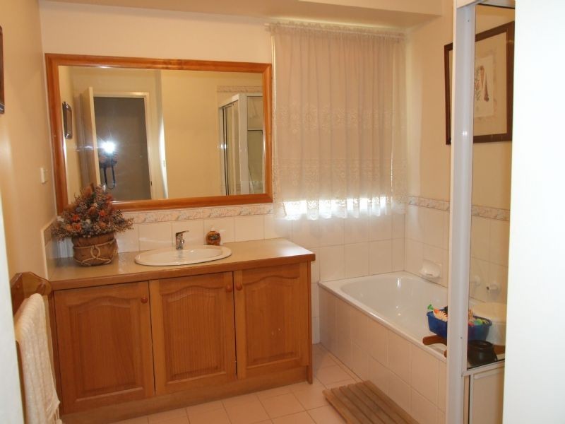 29 WATERSEDGE CLOSE, Knoxfield VIC 3180