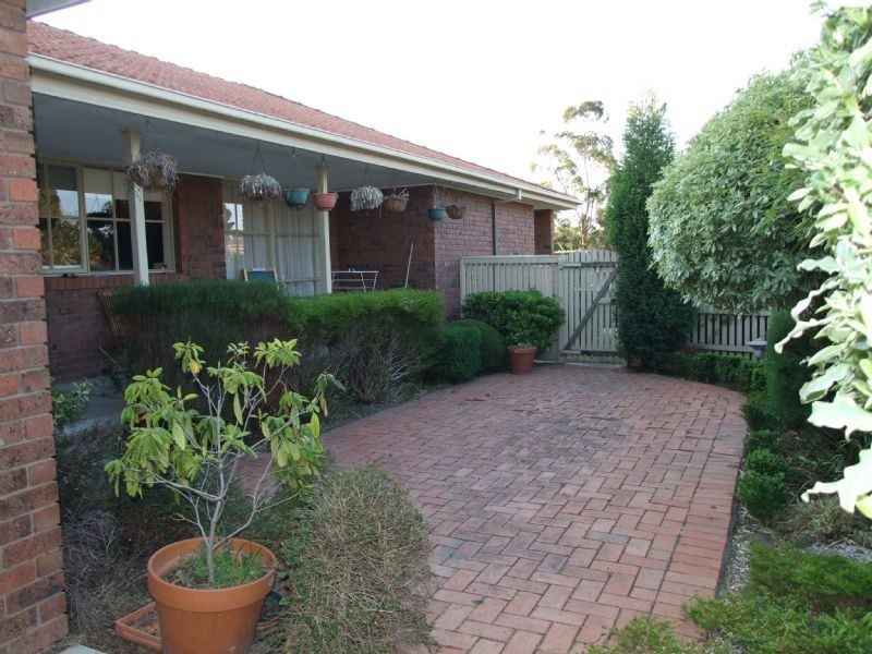 29 WATERSEDGE CLOSE, Knoxfield VIC 3180