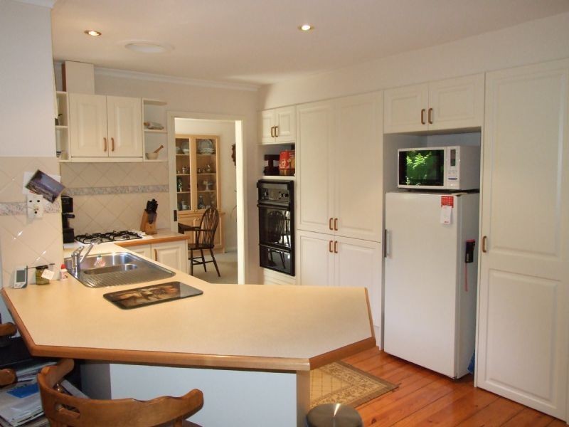 35 Foster Crescent, Knoxfield VIC 3180