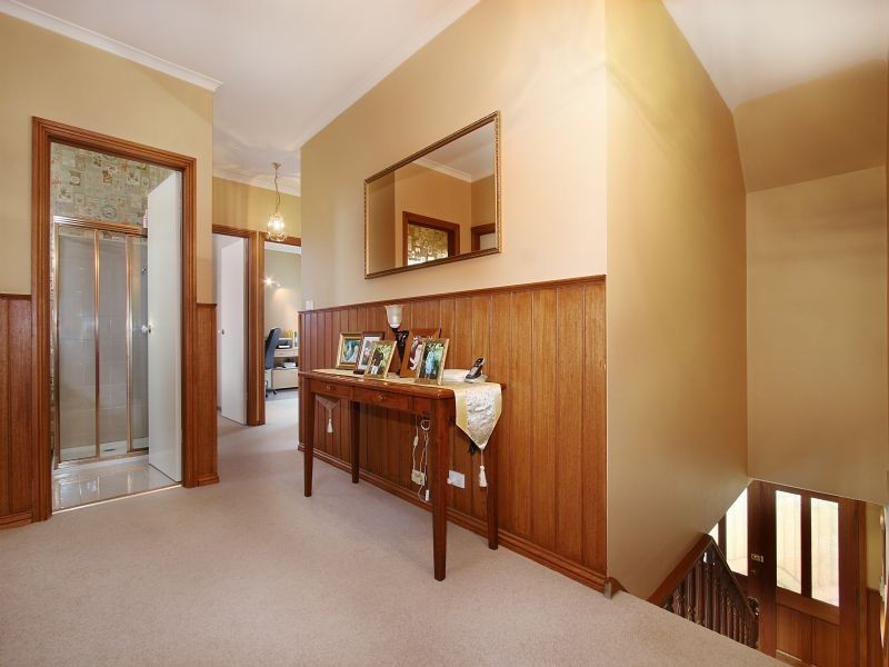 10 Glenys Court, Wantirna South VIC 3152