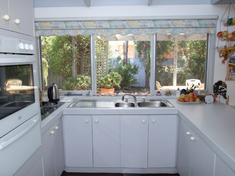 154 Wallace Road, Wantirna South VIC 3152