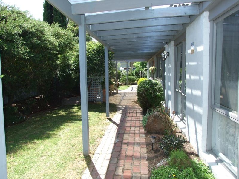 154 Wallace Road, Wantirna South VIC 3152